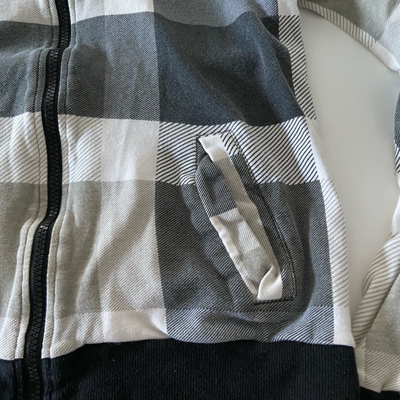 Bench Black/White/Pink Zip-Up Hoodie - Picture 5 of 6